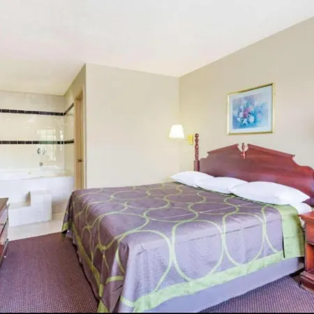 Ashland Studio Inn Richmond North Near Kings Dominion -Listing Partner Exterior photo