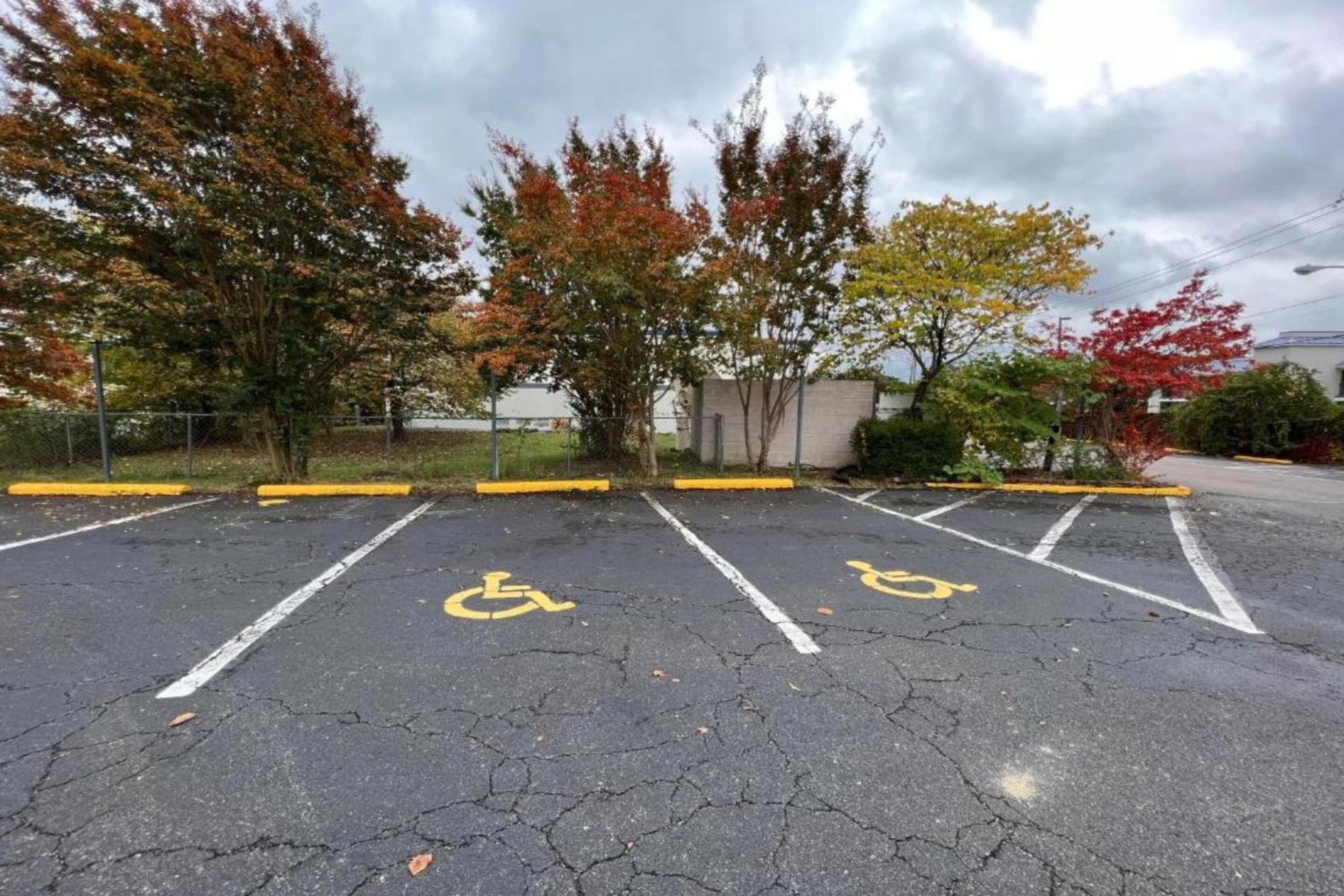 Motel Studio Richmond North Near Kings Dominion -listing Partner Ashland